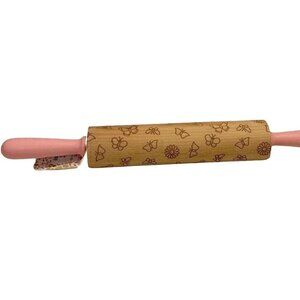 Master Class Rolling Pin With embossed Butterfly Pink